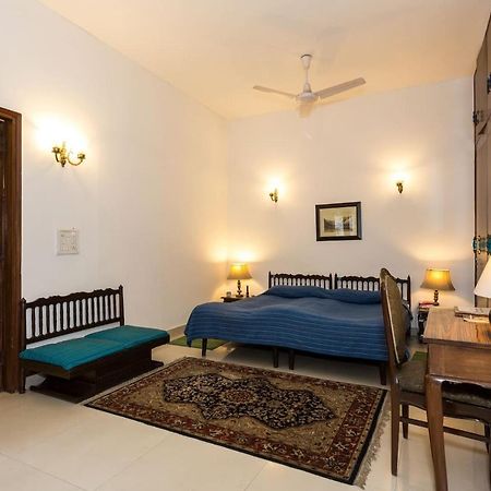 Eleven Bed & Breakfast New Delhi Bagian luar foto