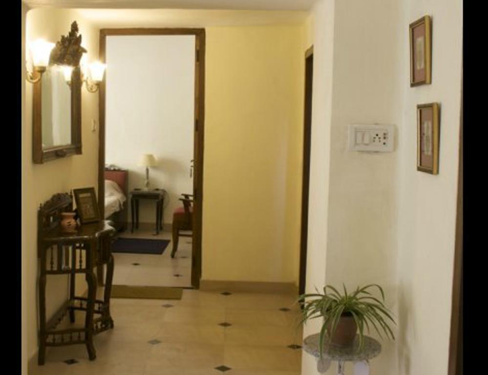Eleven Bed & Breakfast New Delhi Bagian luar foto